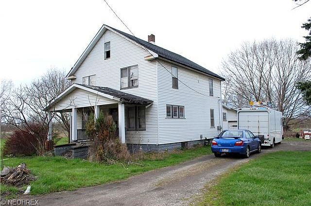 2nd image of 26 Fairport Nursery Rd