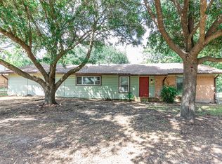509 W 11th St, Kemp, TX 75143