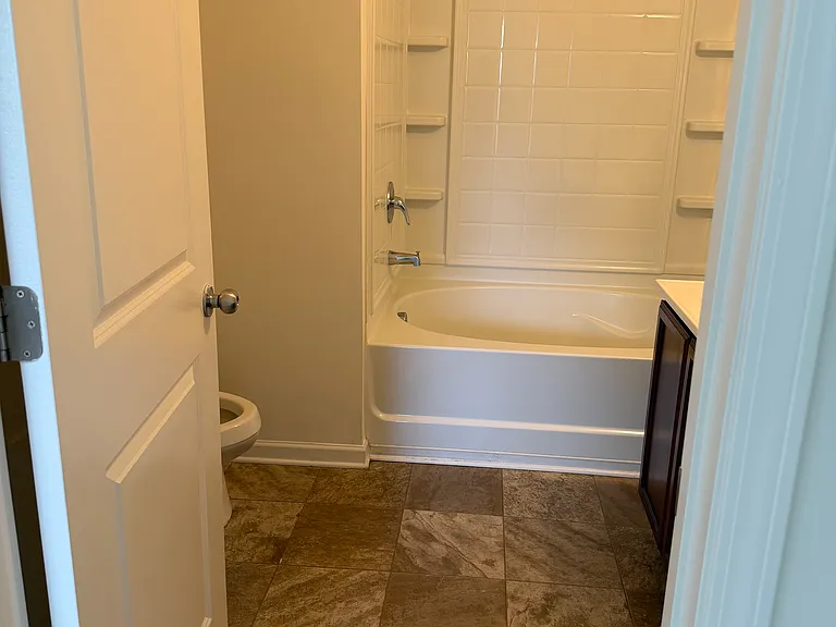 6243 Ellenwood Dr — Photo 12