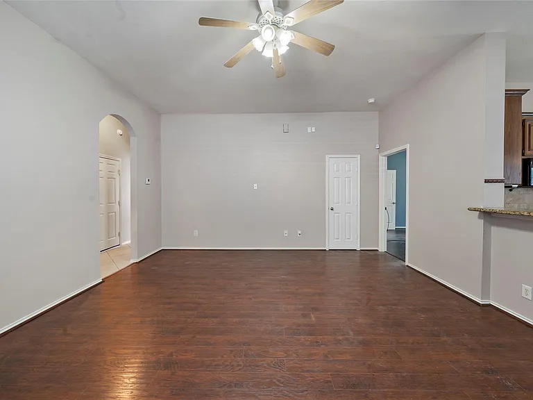 2359 Keegan Hollow Ln — Photo 5