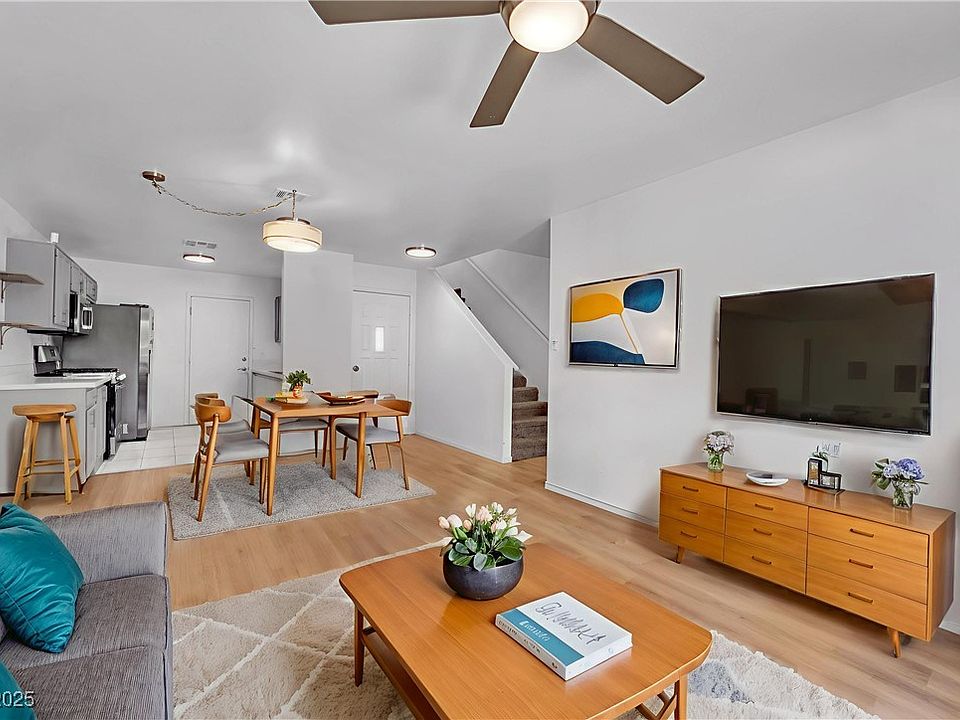 1st image of 9269 Casa Christina Ln