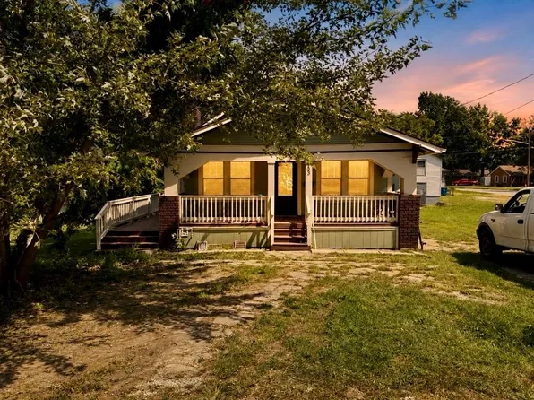 103 N Wilson St, Independence, MO 64050