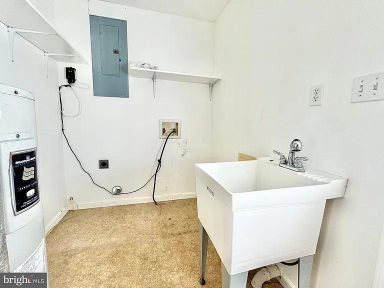 69 McDaniel Dr — Photo 14