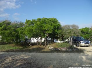 7640 County Road 278, Rio Medina, TX 78066