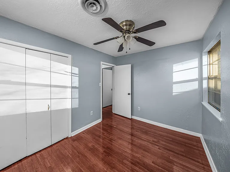 1632 NW 48th St — Photo 12