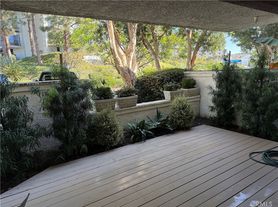 950 Cagney Ln, Newport Beach, CA