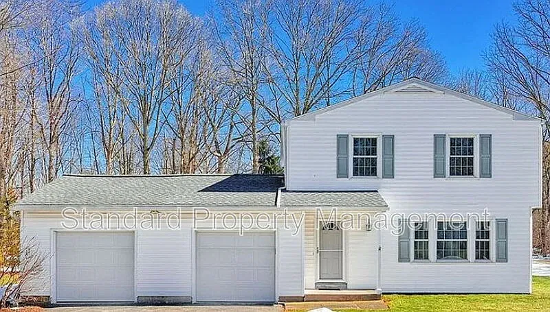 110 Hillary Dr