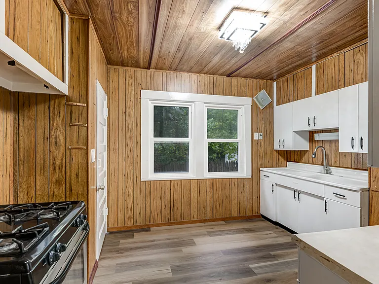 53 Bickford Ave — Photo 31