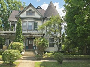 77 E 3rd St, Peru, IN 46970