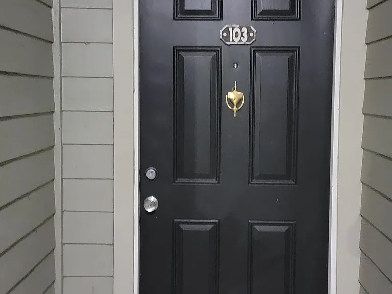 6148 Westgate Dr #103 — Photo 2