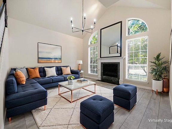 3rd image of 2203 Meadowstone Dr