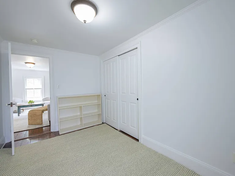 364B Main St — Photo 12