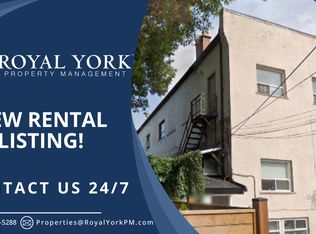 53 Maria St #1, Toronto, ON M6P 1W1