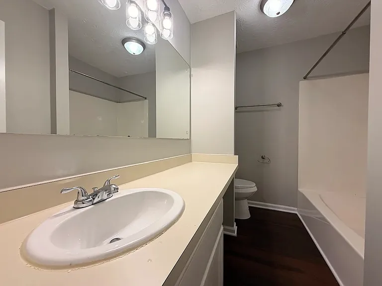 145 Cumberland Ct #C — Photo 7