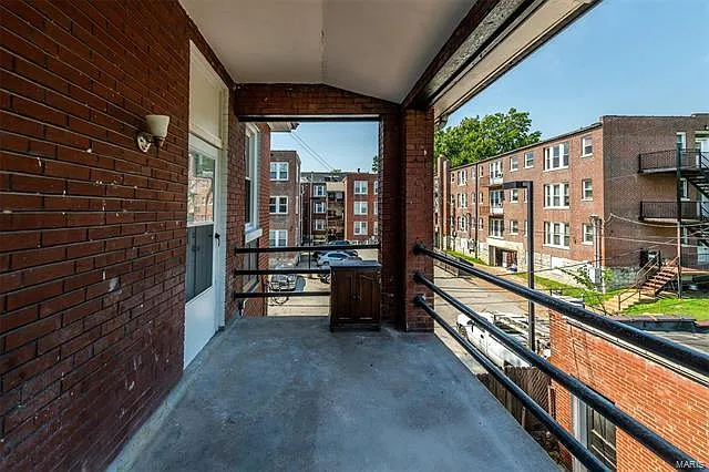 5779 Pershing Ave — Photo 29