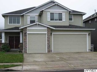 2355 Mountain River Dr, Lebanon, OR 97355