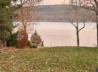 200 Jersey Ave, Greenwood Lake, NY 10925