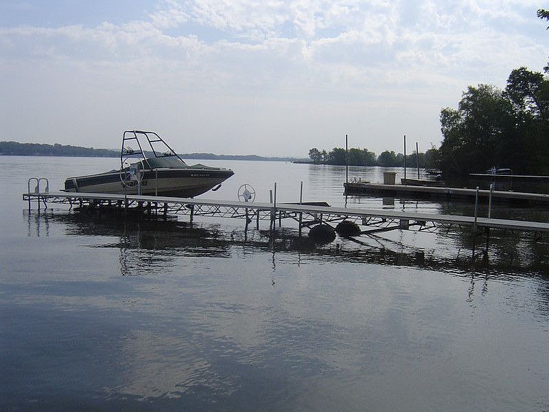 2nd image of 480 Driftwood St