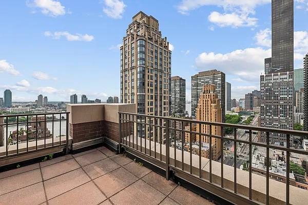 Rented by Douglas Elliman | media 11