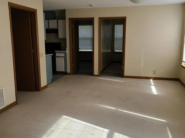 1804 W Belmont St #A — Photo 2