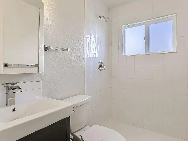 2610 W Bayaud Ave — Photo 6