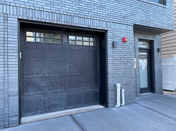 37 Spruce Street image 17 of 25