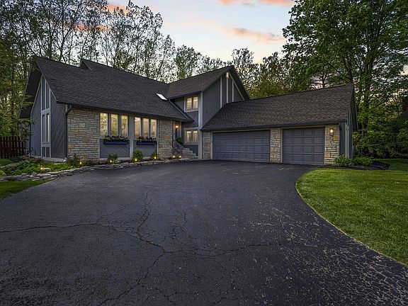 2nd image of 6753 Lakeside Cir W