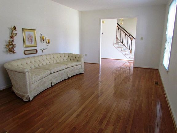 5th image of 1922 Stone Mill Dr
