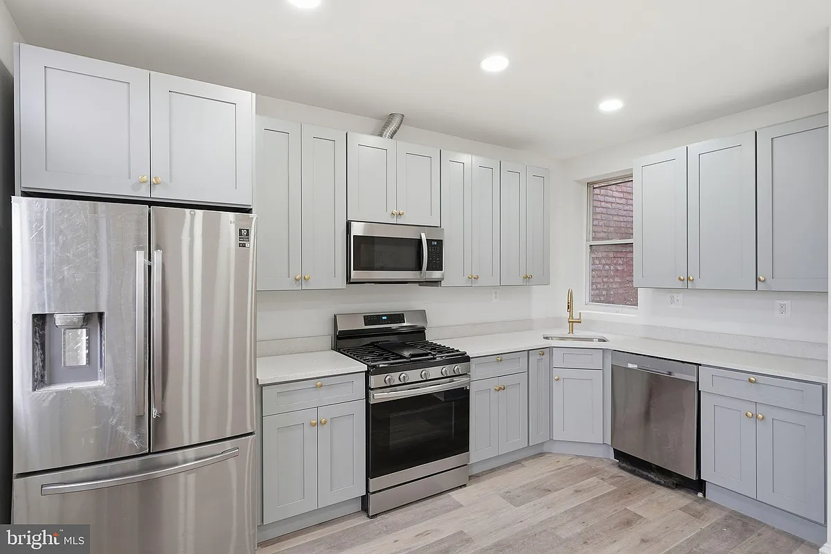 Building Photo - 2032 N Capitol St NW #2