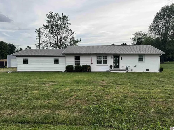307 W Wyatt St #42411, Fredonia, KY 42411