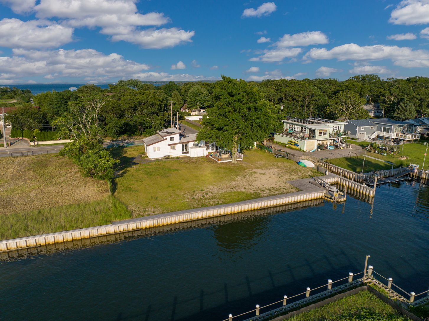  Decking across entire bulkhead