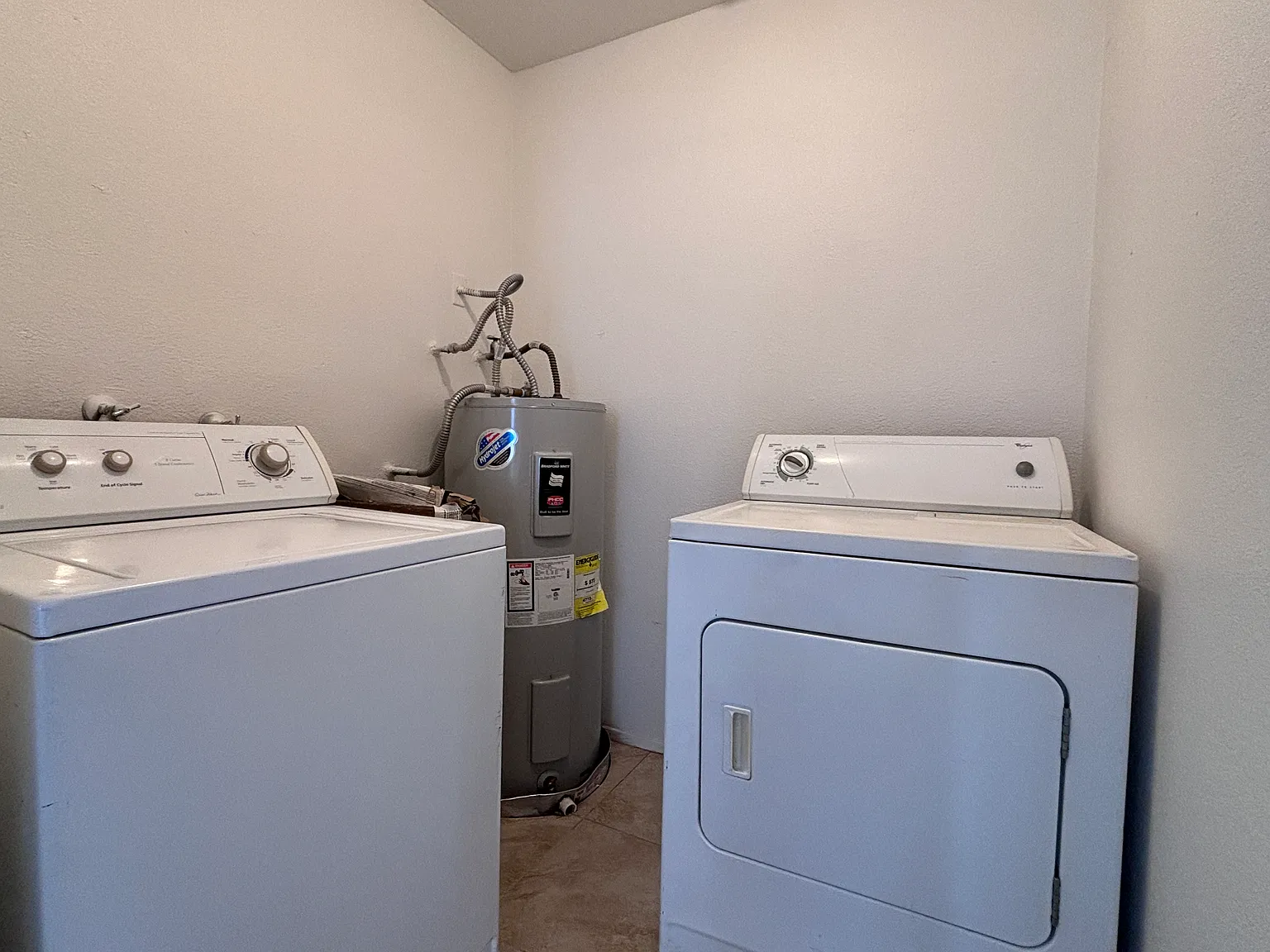 1 bed, 778 sqft, $1,000 — Photo 4