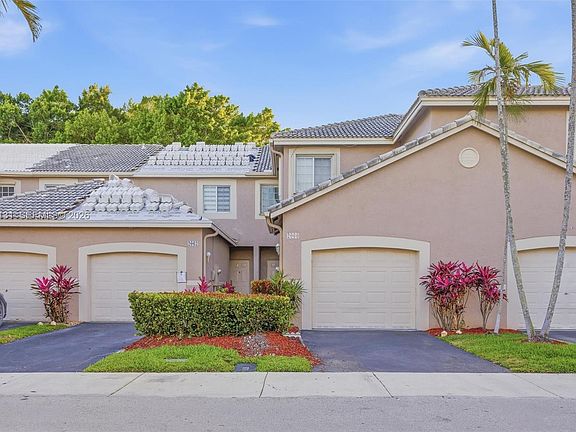 2nd image of 2066 Madeira Dr #2066