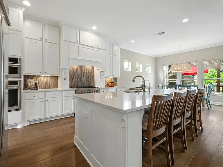 6005 Osceola Trl — Photo 16