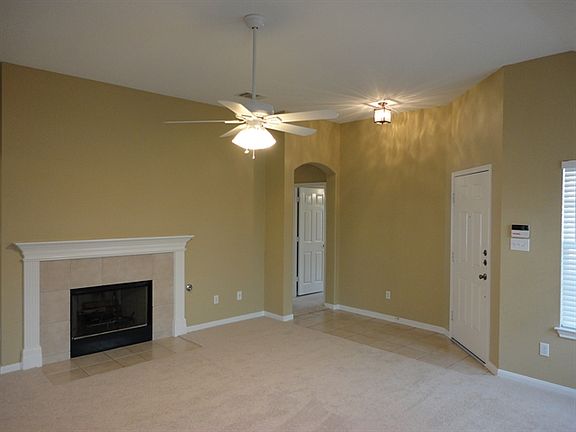 2nd image of 180 Ashwood S