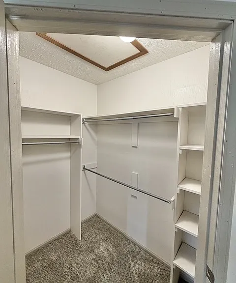 Royal Oaks Apartments — Photo 53