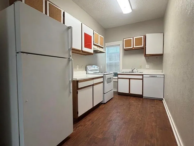 3403 Yupon St #2 — Photo 7