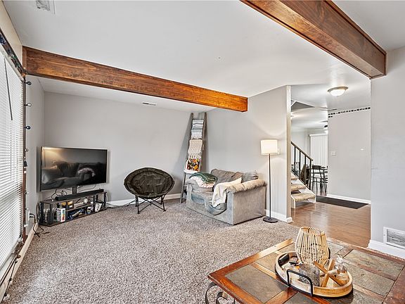 4th image of 416 College Park Dr
