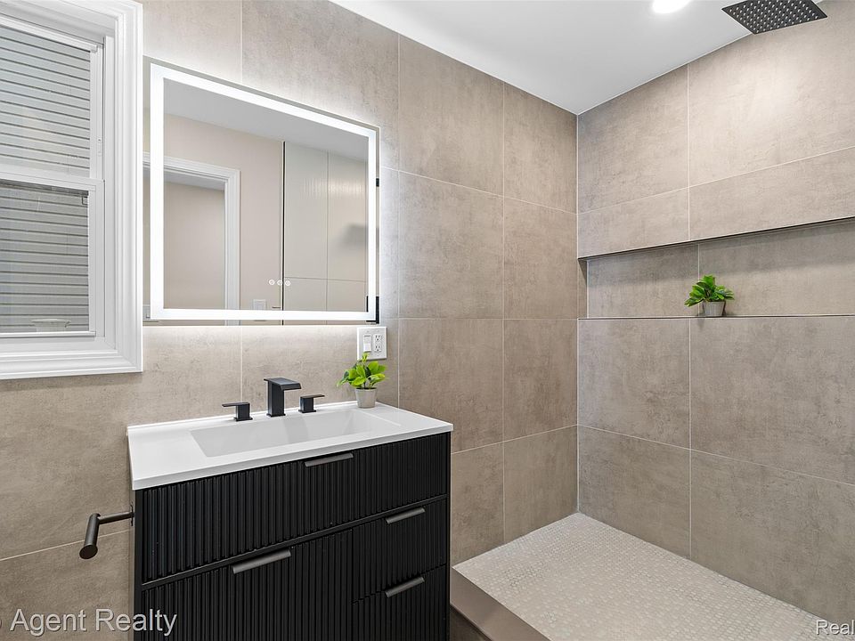 3323 Gardner Ave, photo 19
