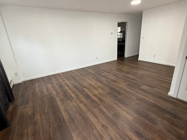 1459 Manatuck Blvd, Bay Shore, NY 11706