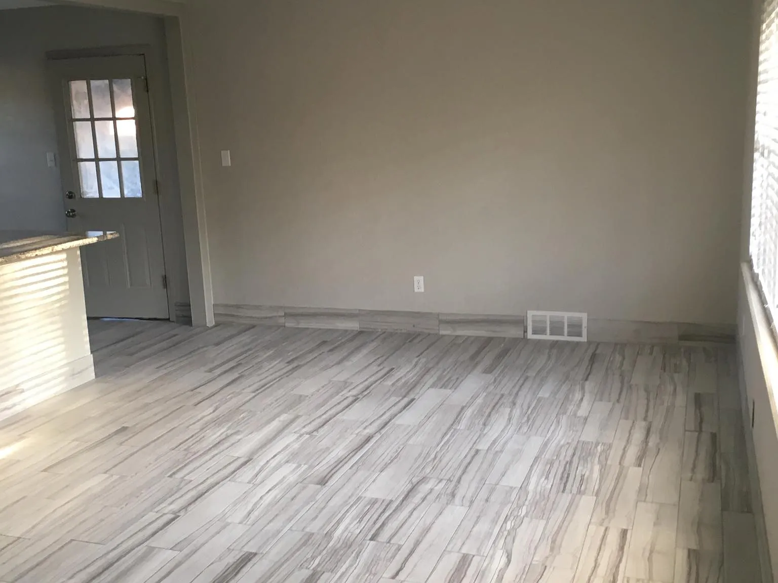 119 S Mercedes Drive — Photo 3