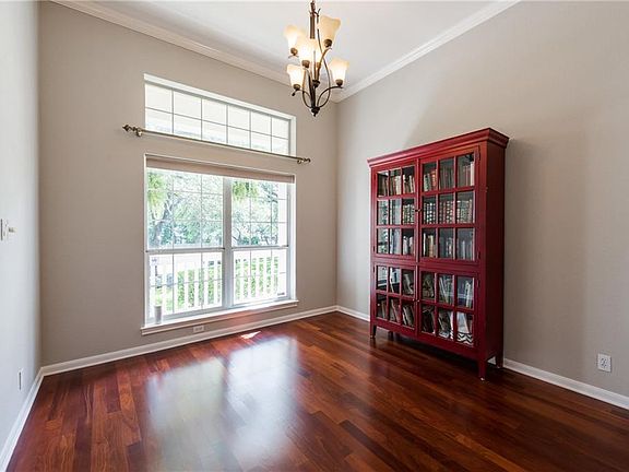 4th image of 11501 Rockwell Pl