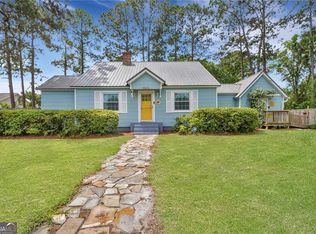 3110 Parkwood Dr, Brunswick, GA 31520