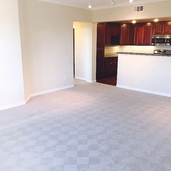 2200 Gellert Blvd #6402 — Photo 4