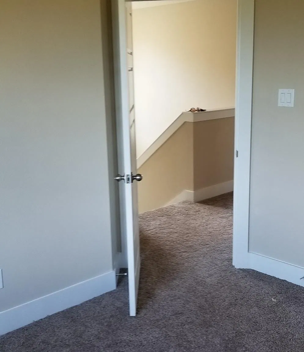 3 bed, 2.5 bath, 1454 sqft, $1,900 — Photo 2