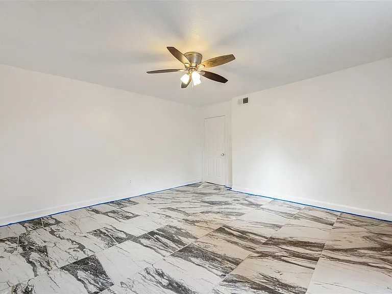 2117 Willow Wisp Dr — Photo 11