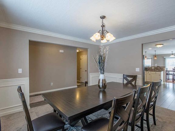 5th image of 254 Harmony Dr