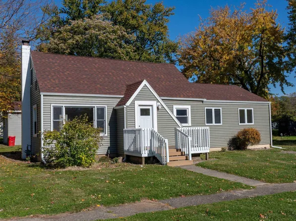 201 E Monroe St, Lakeville, IN 46536
