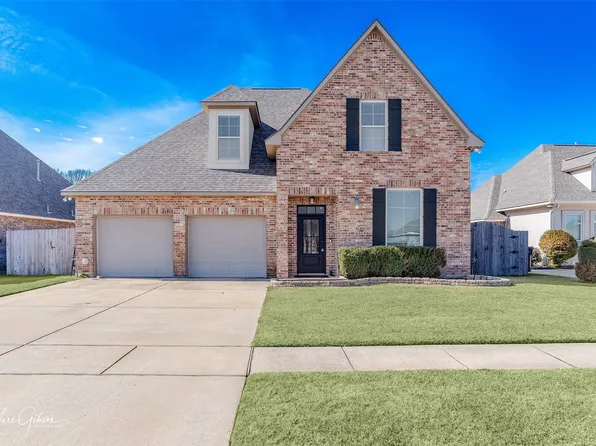 333 Camelback Dr, Bossier City, LA 71111