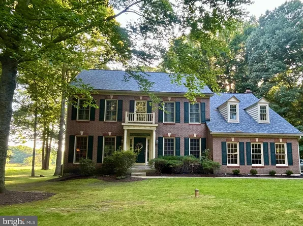 2326 Patuxent River Rd, Gambrills, MD 21054